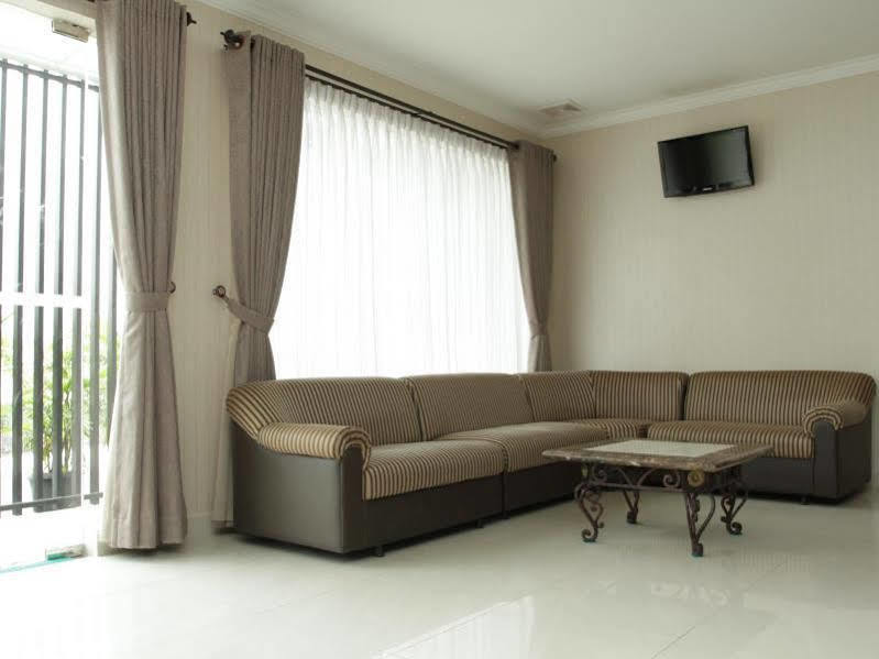 Villa Chocolate Lembang Buitenkant foto