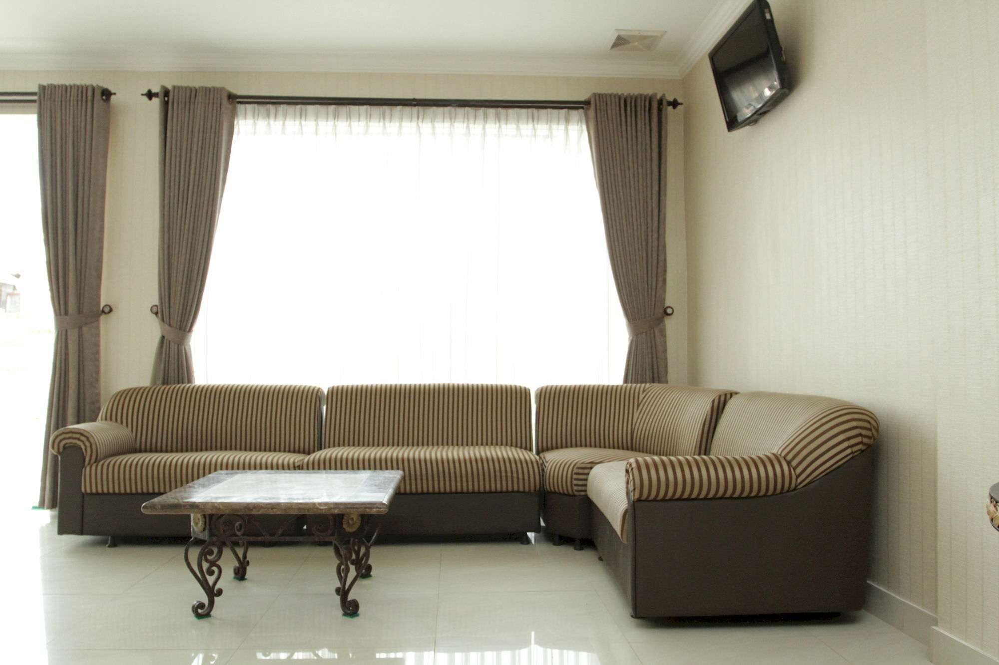 Villa Chocolate Lembang Buitenkant foto
